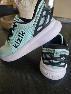Kids Kizik Mint Slip-On Athletic Shoes